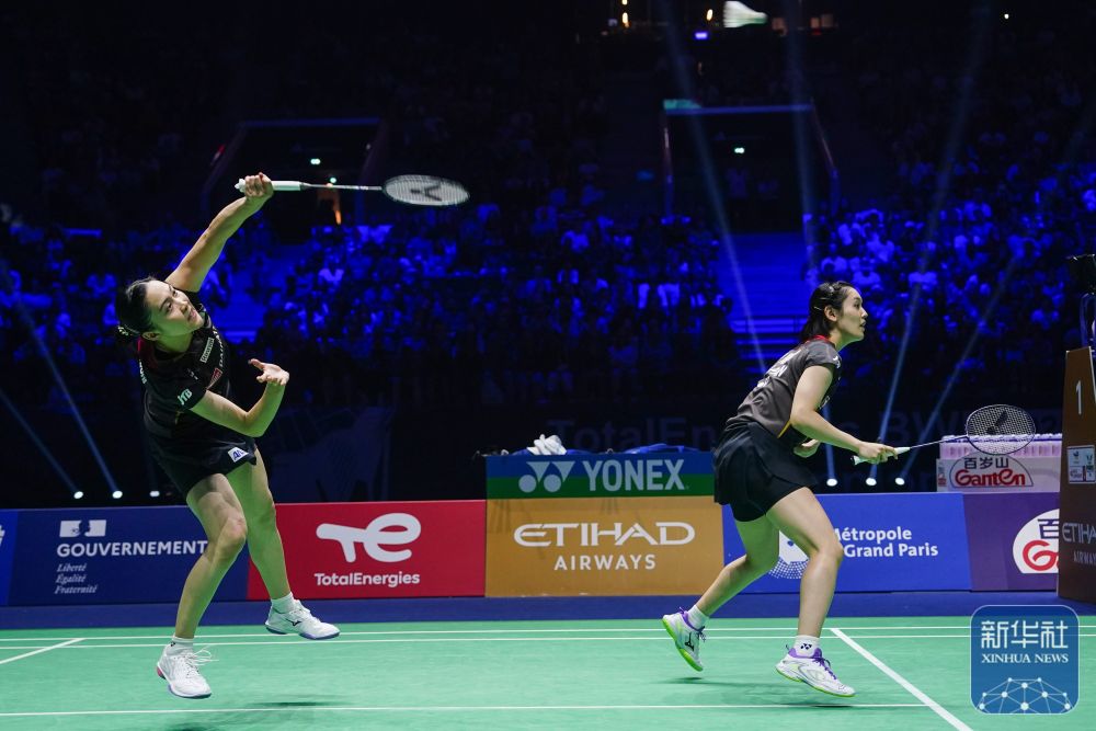 虽然场面平 虽然场面平