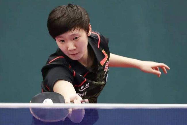 他展现了对 他展现了对